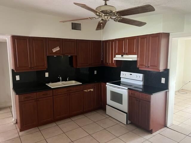 1032 Northwest 15th Terrace Stuart, FL 34994 - Photo 11 of 17 IMG_0495