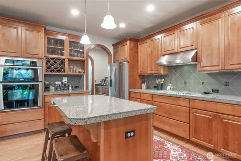 $1,500,000 | 20229 134th Avenue Northeast, Woodinville, WA 98072