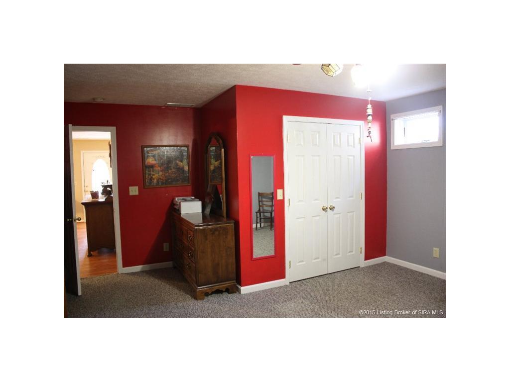 996 Valley View Road Southwest Corydon, IN 47112 - Photo 29 of 69 Gallery Image 29