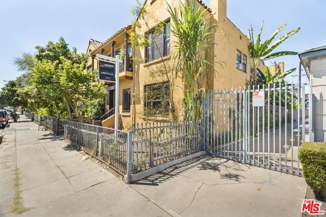 $1,399,800 | 2717 South Budlong Avenue, Los Angeles, CA 90007