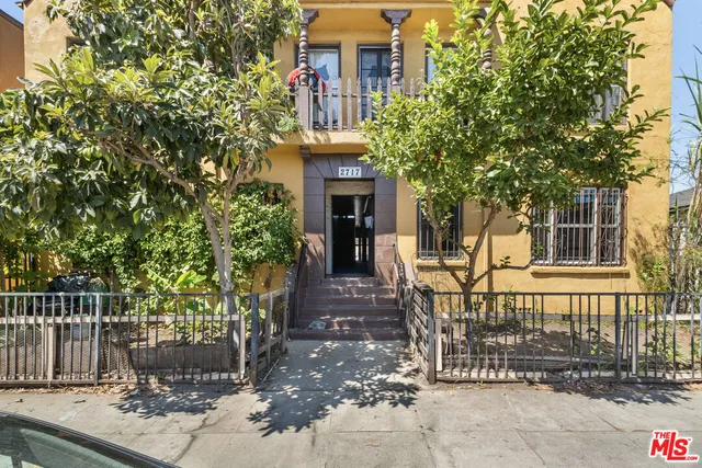 $1,399,800 | 2717 South Budlong Avenue, Los Angeles, CA 90007