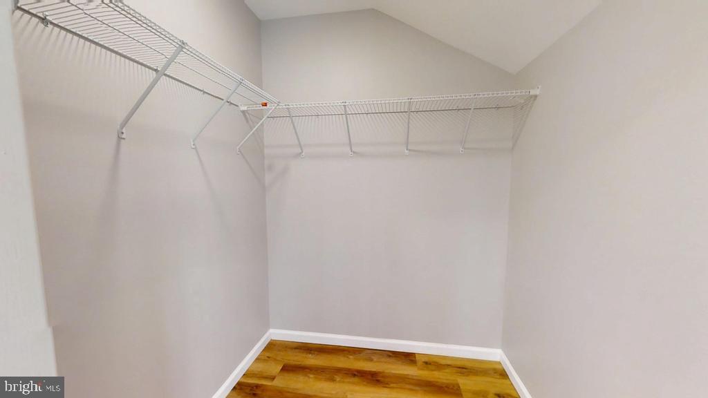10 Linden Street Bridgeton, NJ 08302 - Photo 25 of 89 a bathroom with a shower