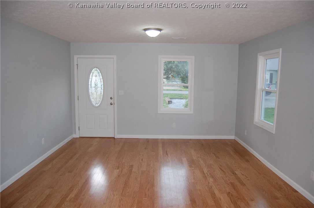 18 2nd Street Winfield, WV 25213 - Photo 9 of 16 Gallery Image 9