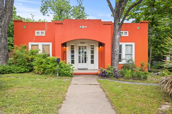 $5,000 | 508 East 38th 1/2 Street, Austin, TX 78751