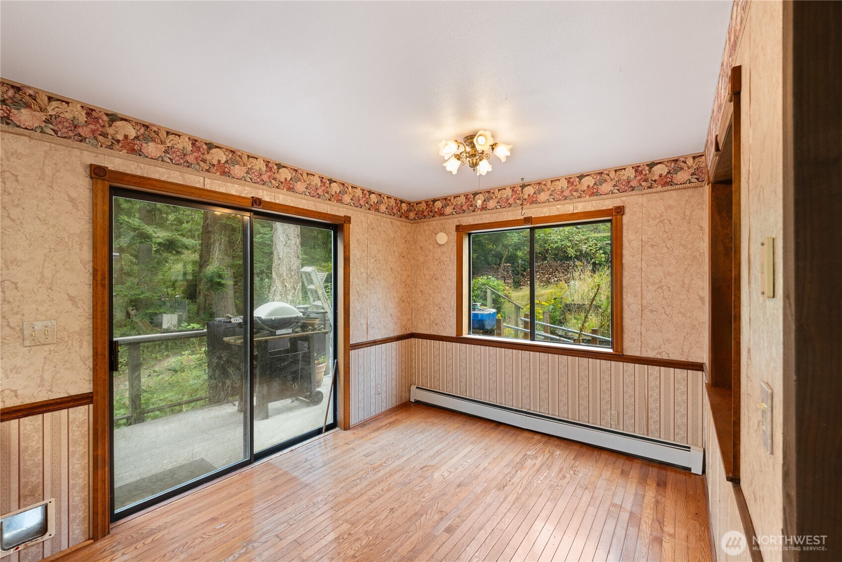 671 South Edmonds Road Coupeville, WA 98239 - Photo 13 of 40