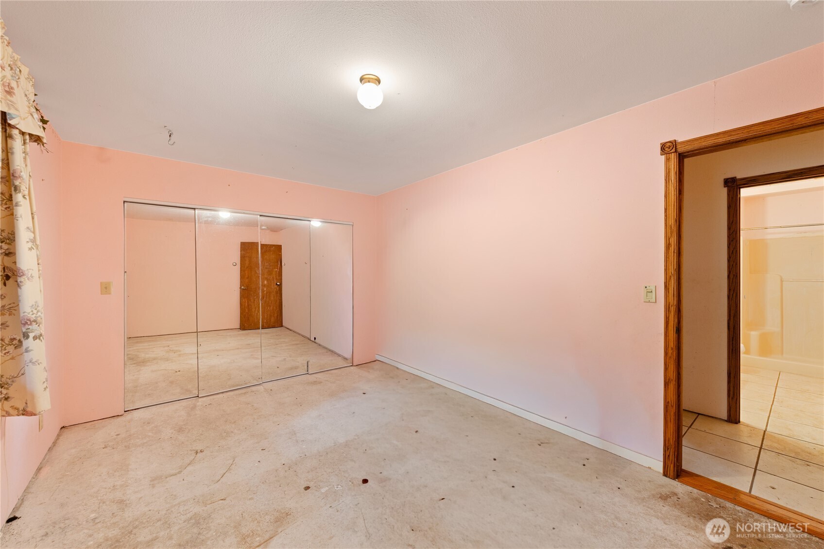 671 South Edmonds Road Coupeville, WA 98239 - Photo 32 of 40