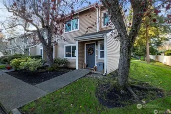 $395,000 | 23707 13th Place South, Unit 1202, Des Moines, WA 98198