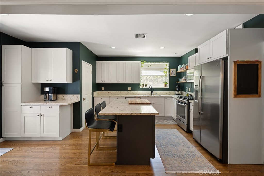 3585 Grayburn Road Pasadena, CA 91107 - Photo 11 of 34