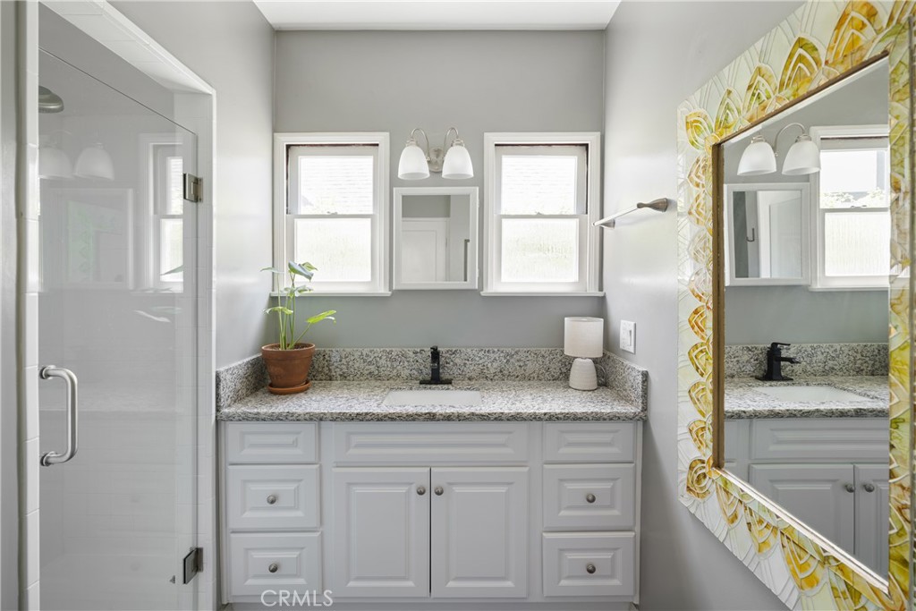 3585 Grayburn Road Pasadena, CA 91107 - Photo 15 of 34