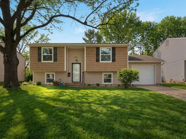 $340,000 | 3631 Christopher Place, Grove City, OH 43123