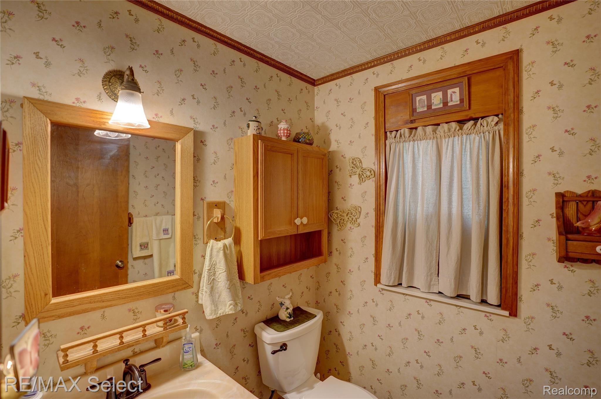 2062 Reid Road Flint, MI 48507 - Photo 54 of 74 2062 W Reid Road 57.jpg