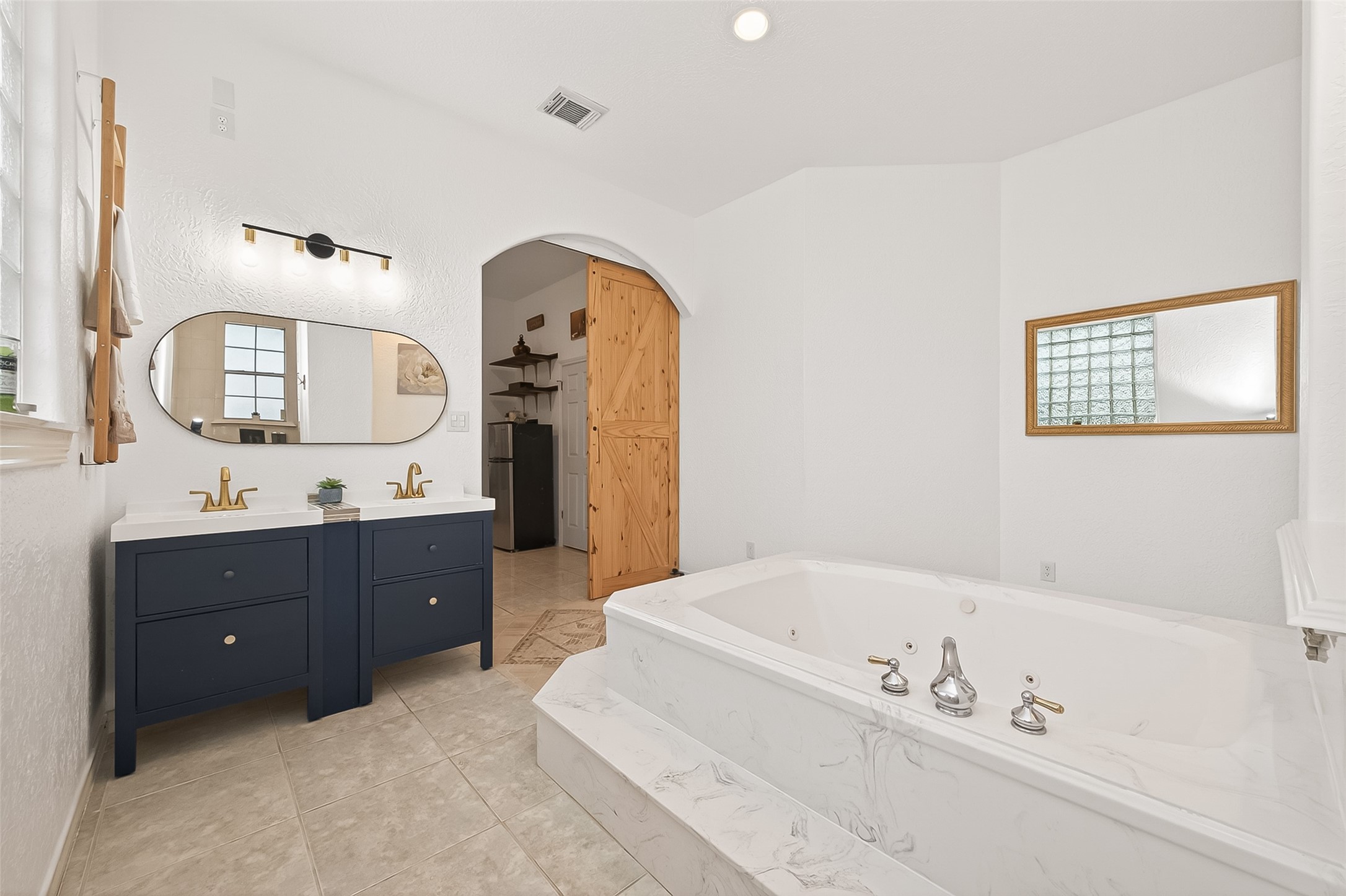 21832 Rayford Road Humble, TX 77338 - Photo 25 of 49 Full Bathroom with Jetted Tub