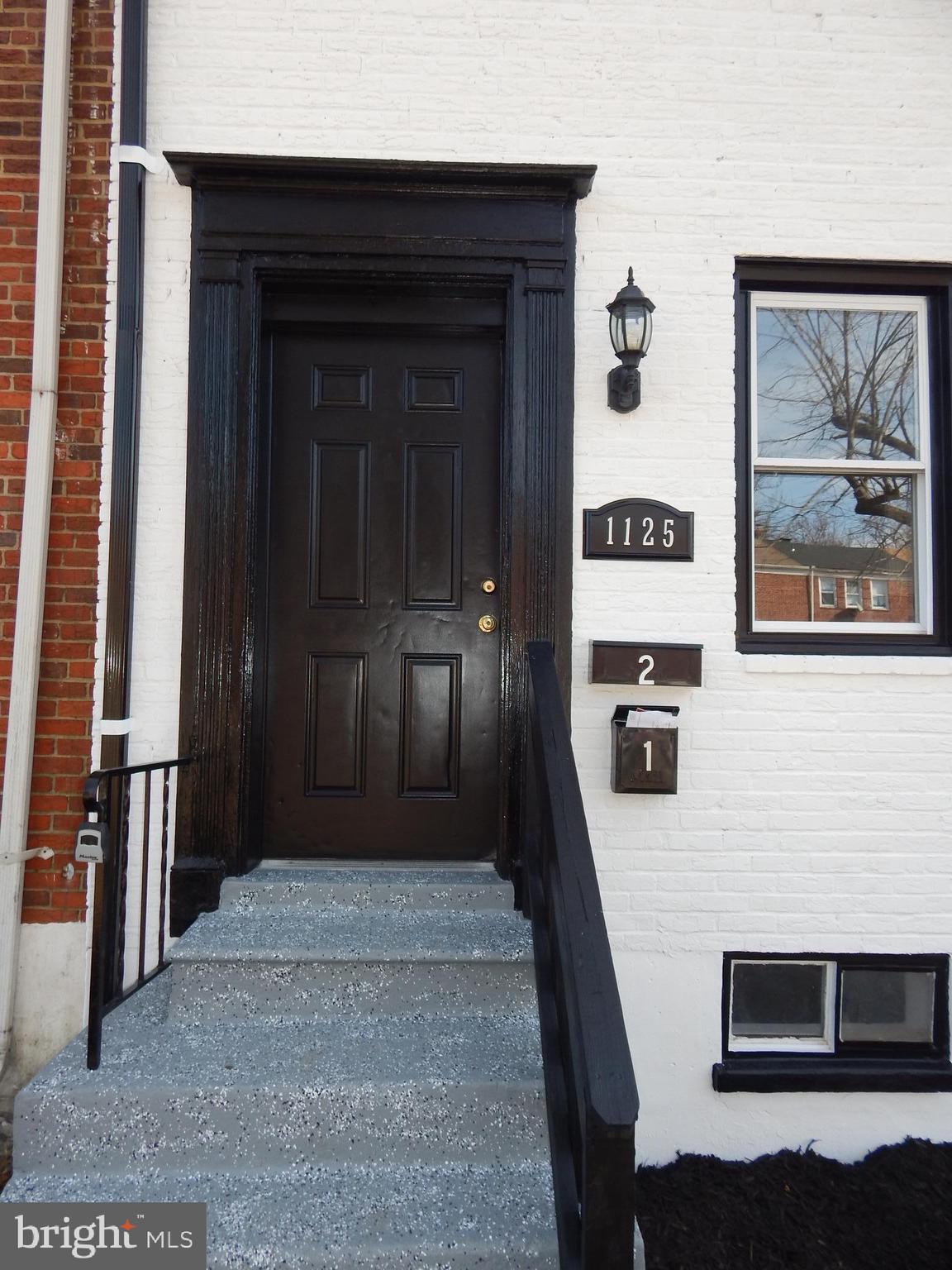 1125 Gleneagle Road Baltimore, MD 21239 - Photo 3 of 50