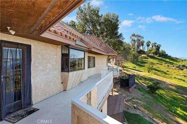 $1,185,000 | 20329 Luchs Road, Perris, CA 92570