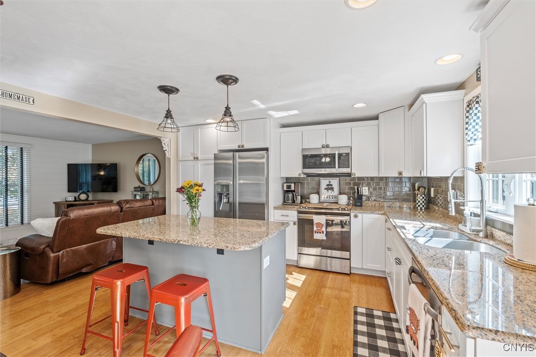 4913 Look Kinney Circle Liverpool, NY 13088 - Photo 11 of 48