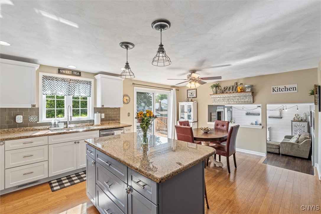 4913 Look Kinney Circle Liverpool, NY 13088 - Photo 12 of 48