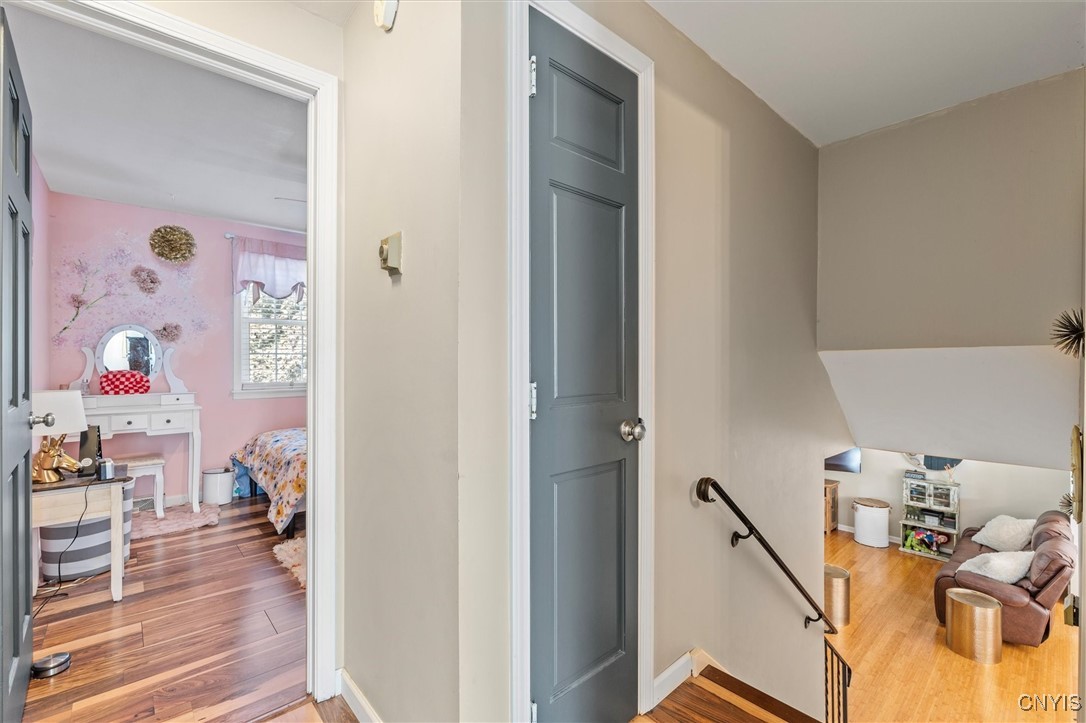 4913 Look Kinney Circle Liverpool, NY 13088 - Photo 17 of 48