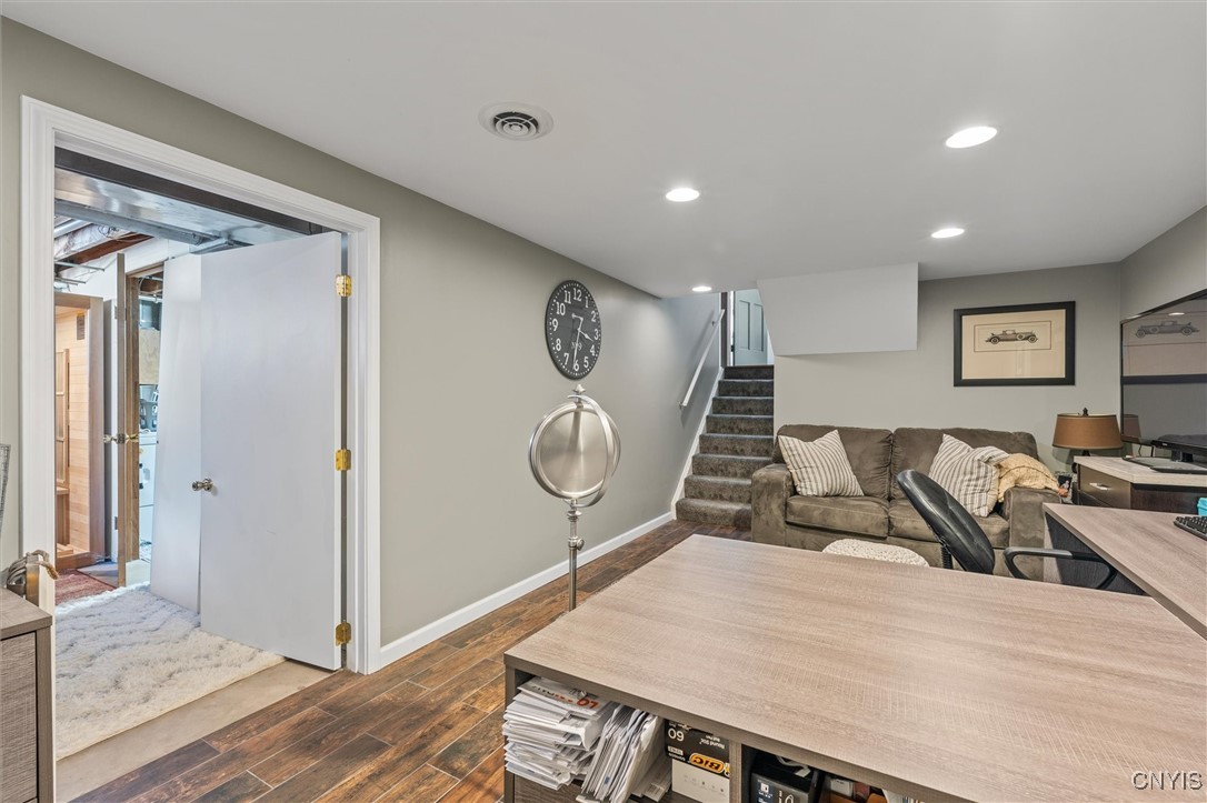 4913 Look Kinney Circle Liverpool, NY 13088 - Photo 28 of 48