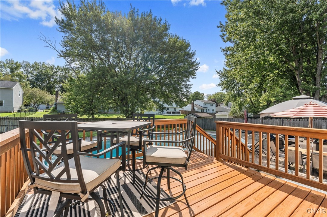 4913 Look Kinney Circle Liverpool, NY 13088 - Photo 34 of 48