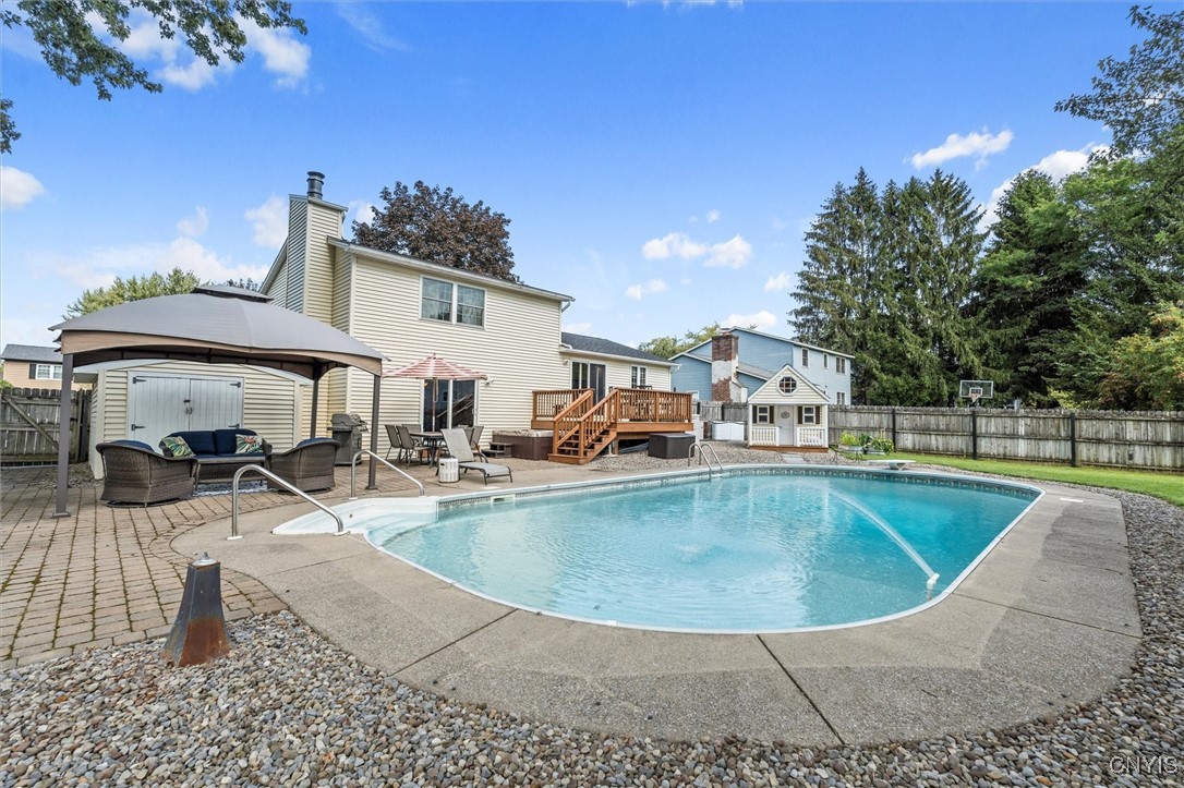 4913 Look Kinney Circle Liverpool, NY 13088 - Photo 36 of 48