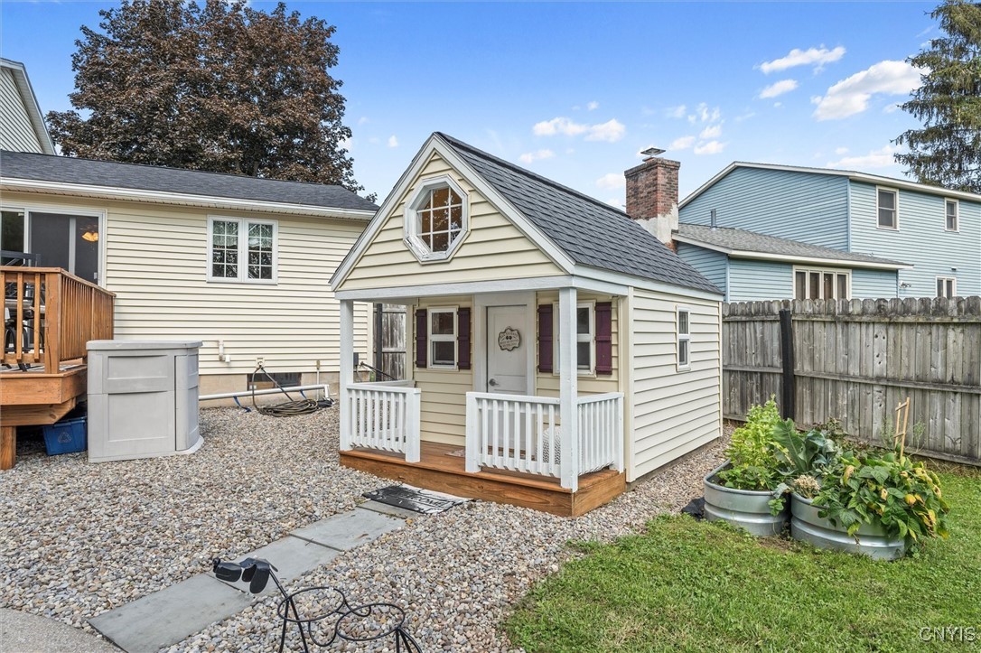 4913 Look Kinney Circle Liverpool, NY 13088 - Photo 37 of 48