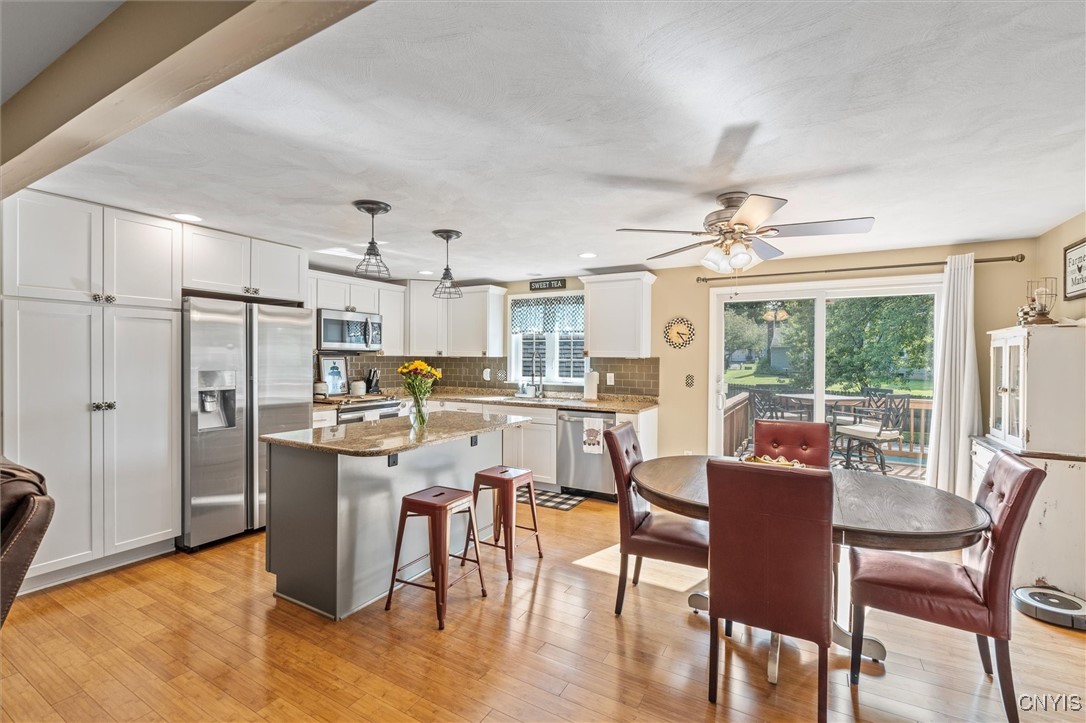 4913 Look Kinney Circle Liverpool, NY 13088 - Photo 10 of 48