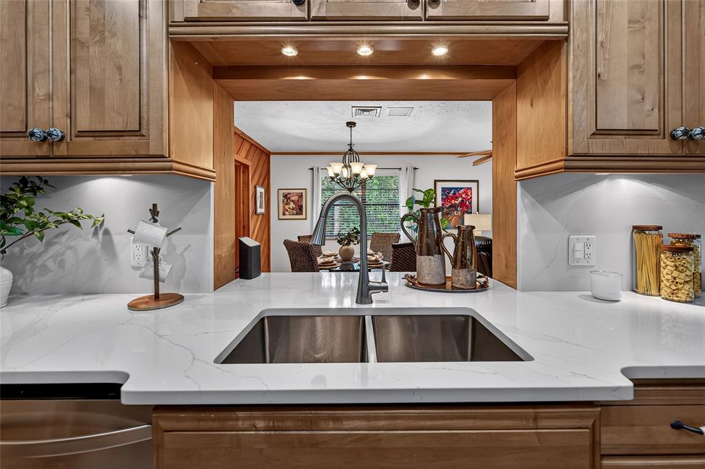 5841 Osprey Road Venice, FL 34293 - Photo 36 of 74