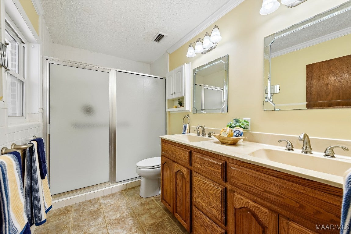 217 Cherry Hill Road Enterprise, AL 36330 - Photo 23 of 61 Primary Bathroom