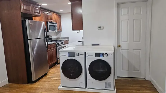 $2,400 | 19 Railroad Street, Unit B2, Acton, MA 01720