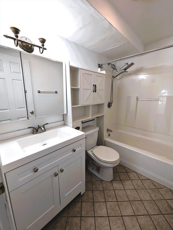 19 Railroad Street, Unit B2 Acton, MA 01720 - Photo 8 of 9