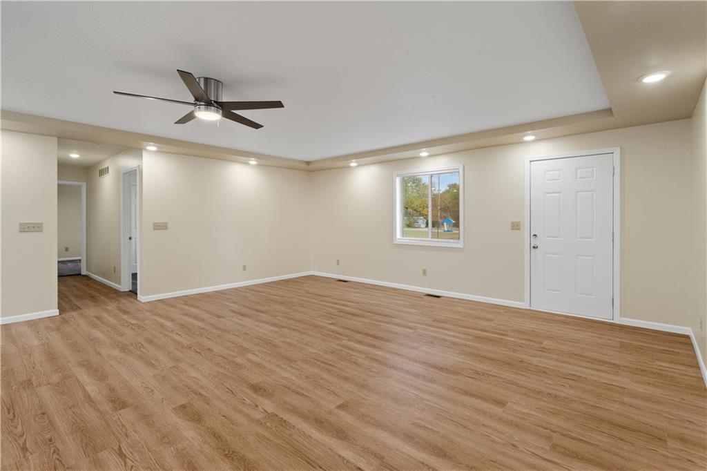 730 East Cambridge Road Belton, MO 64012 - Photo 12 of 42