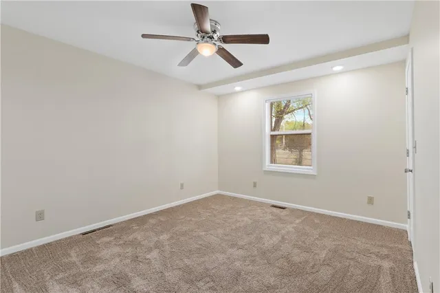 $550,000 | 730 East Cambridge Road, Belton, MO 64012