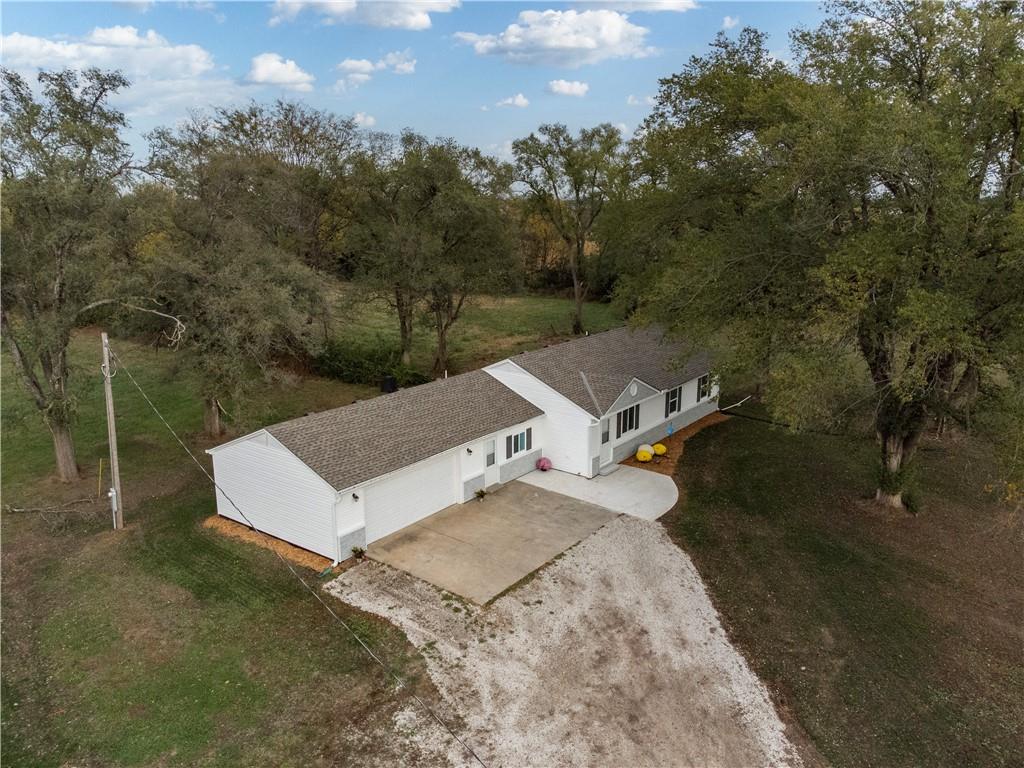 730 East Cambridge Road Belton, MO 64012 - Photo 30 of 42