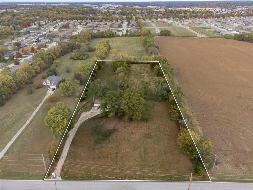 730 East Cambridge Road Belton, MO 64012 - Photo 33 of 42