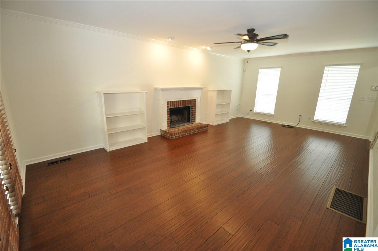 172 Ashford Lane Alabaster, AL 35007 - Photo 4 of 19