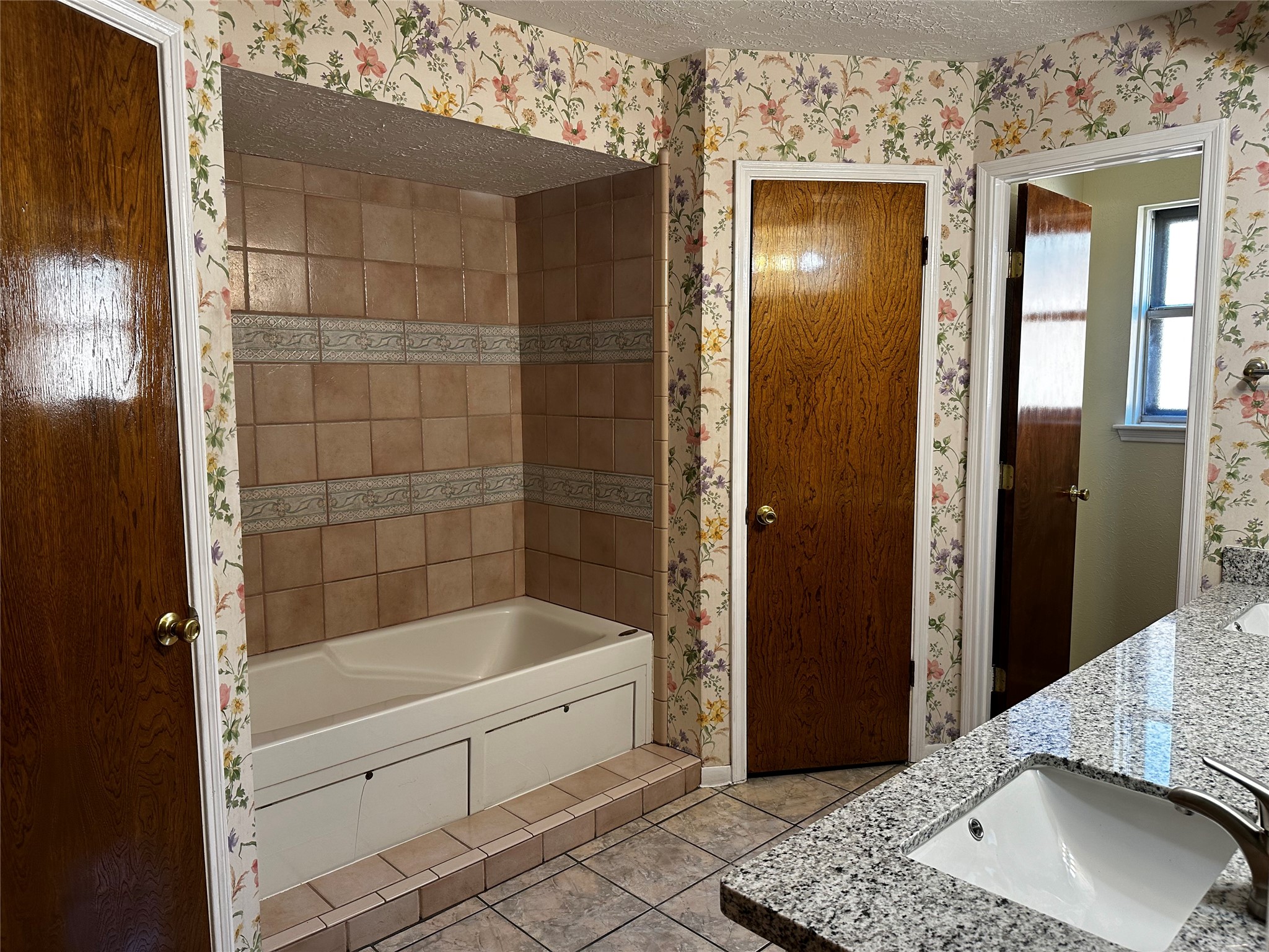 330 Maybrook Drive Houston, TX 77015 - Photo 14 of 22