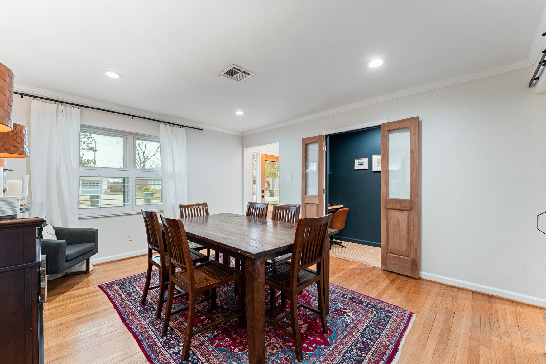 4610 Lido Lane Houston, TX 77092 - Photo 4 of 19 a view of a dining room with furniture and wooden floor