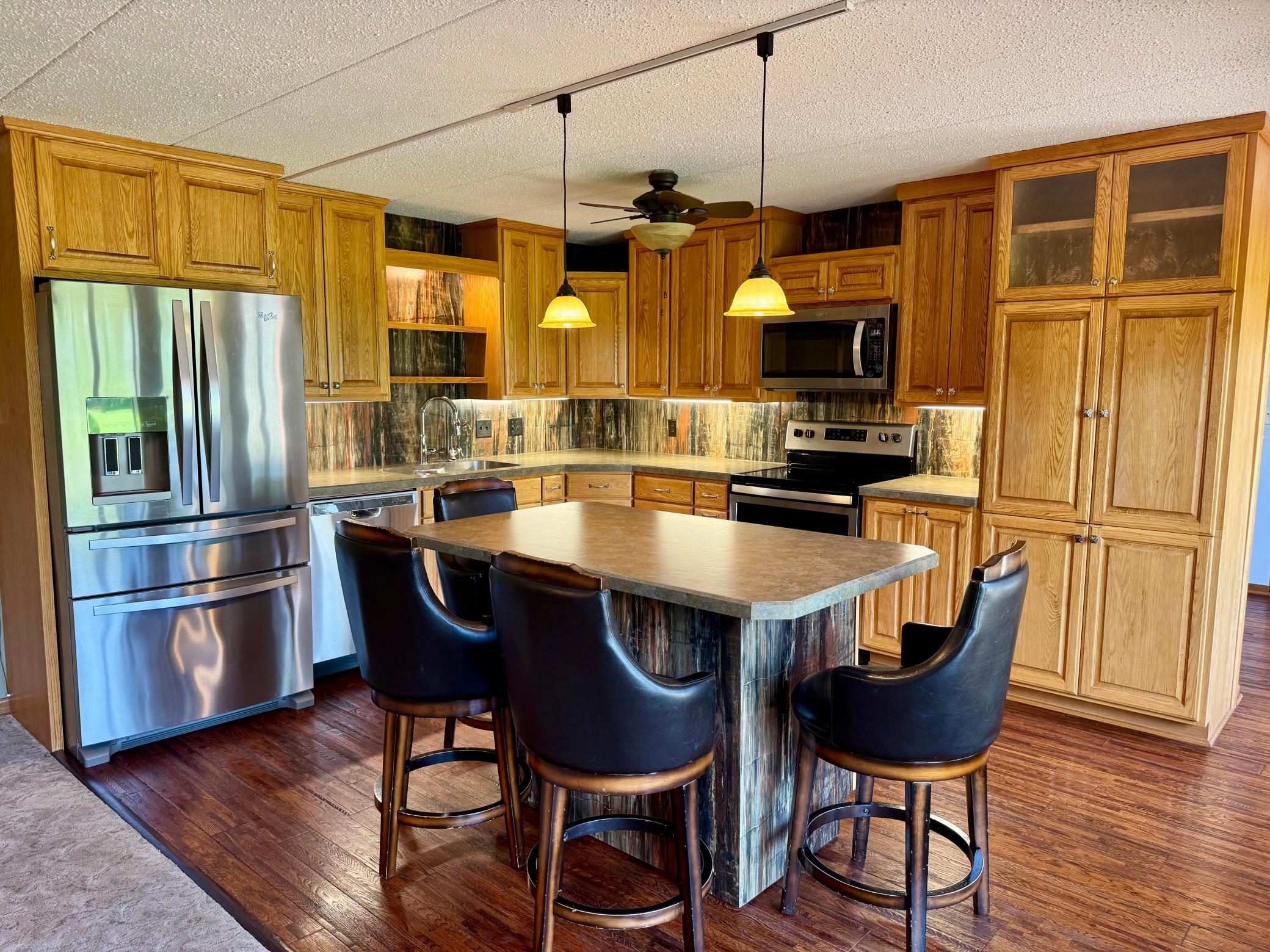 46739 900th Street Windom, MN 56101 - Photo 14 of 37