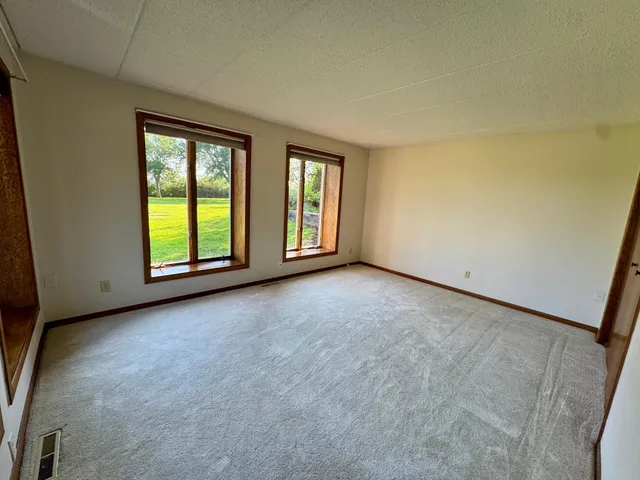 $379,900 | 46739 900th Street, Windom, MN 56101