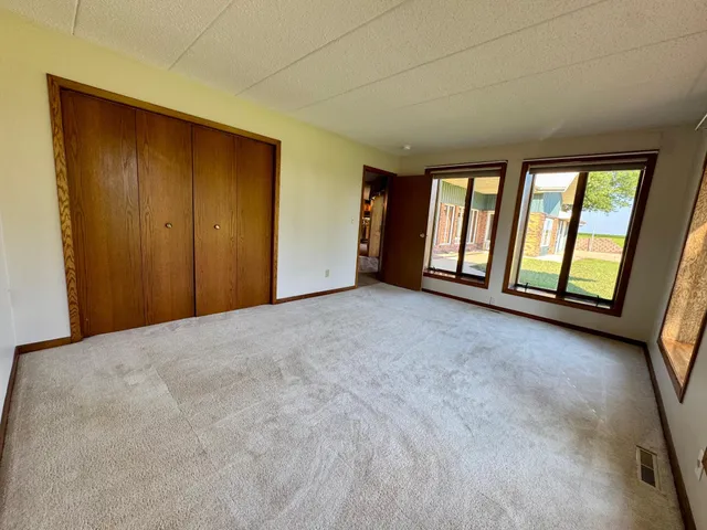 $379,900 | 46739 900th Street, Windom, MN 56101