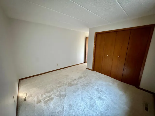 $379,900 | 46739 900th Street, Windom, MN 56101