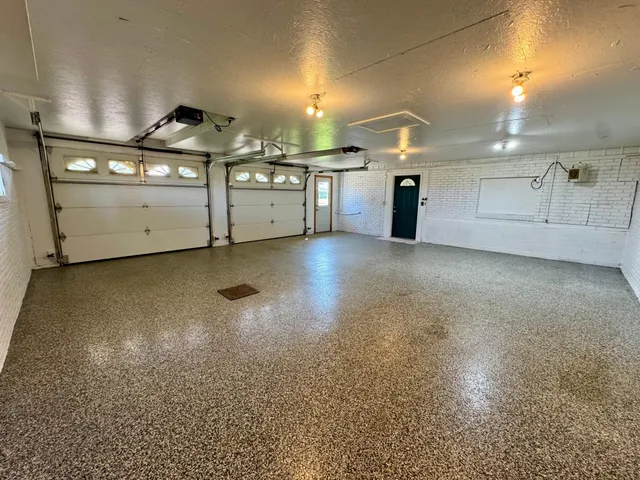 $379,900 | 46739 900th Street, Windom, MN 56101