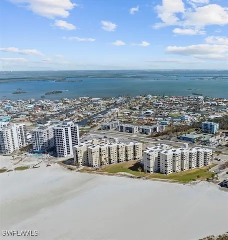a view of city view and ocean view
