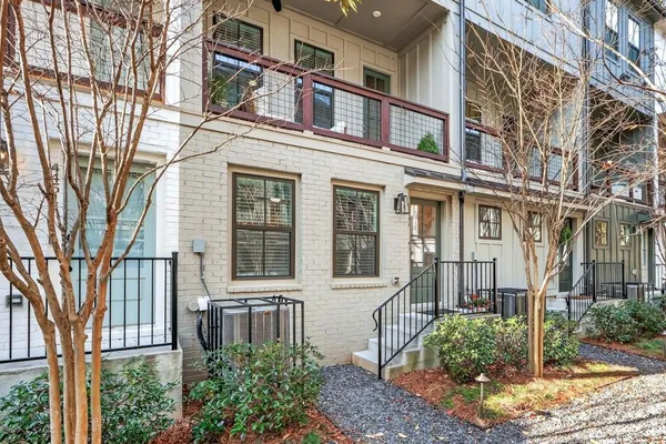 $564,999 | 4455 Dandelion Lane, Atlanta, GA 30342