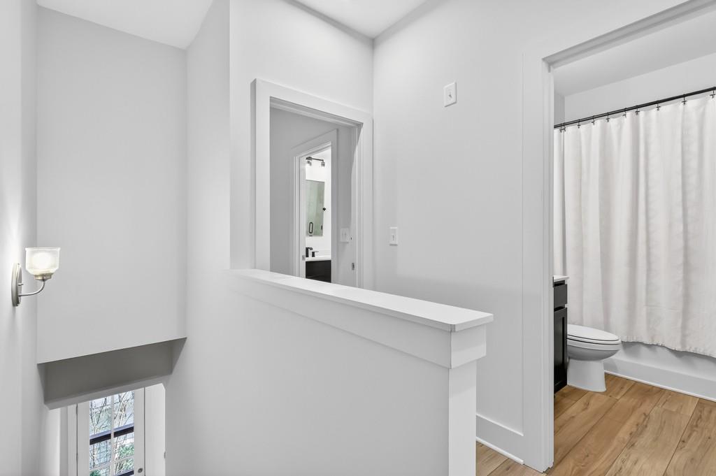 4455 Dandelion Lane Atlanta, GA 30342 - Photo 22 of 44