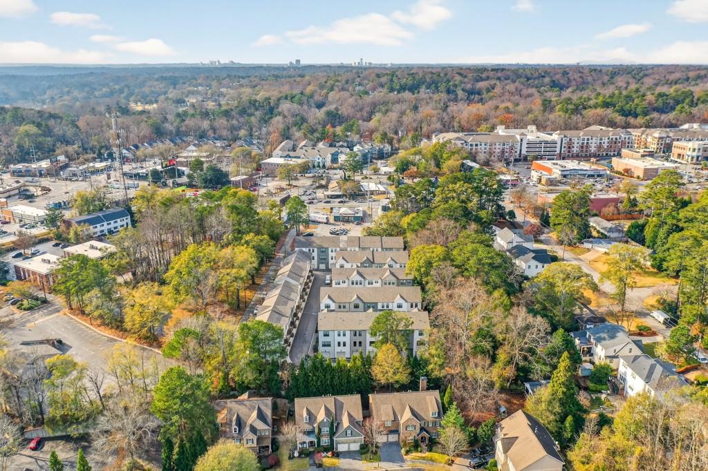 4455 Dandelion Lane Atlanta, GA 30342 - Photo 37 of 44