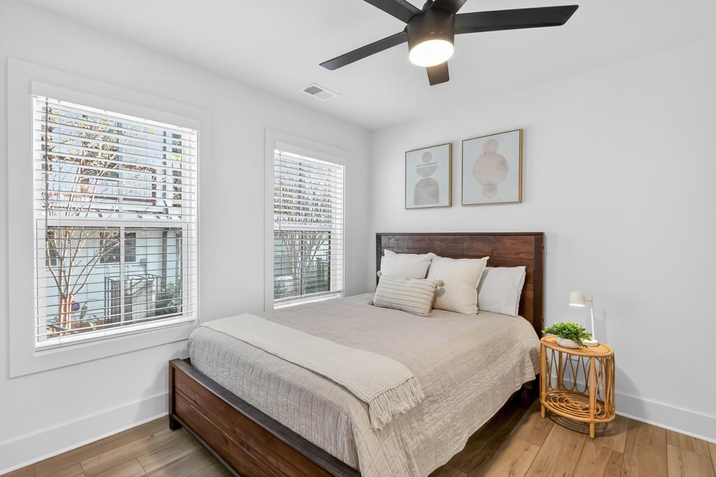 4455 Dandelion Lane Atlanta, GA 30342 - Photo 5 of 44