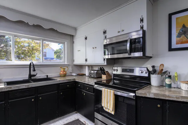 $799,000 | 329 Main Street, Cavendish, VT 05153