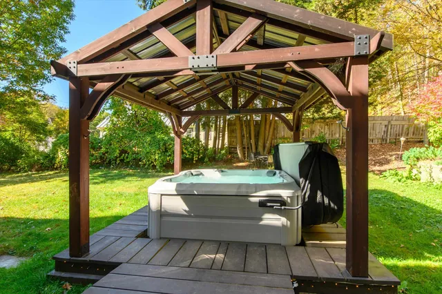 $799,000 | 329 Main Street, Cavendish, VT 05153