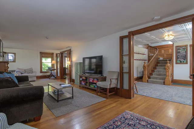 $799,000 | 329 Main Street, Cavendish, VT 05153